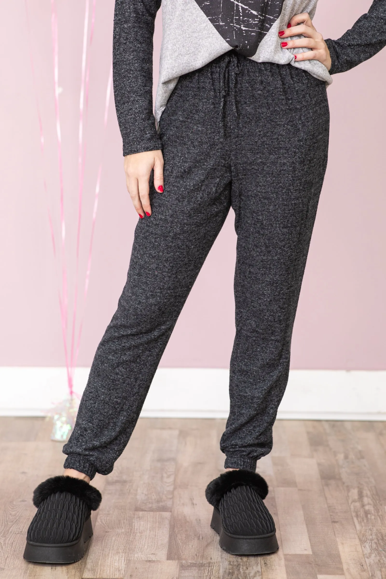 Black and Grey Heart Graphic Lounge Set