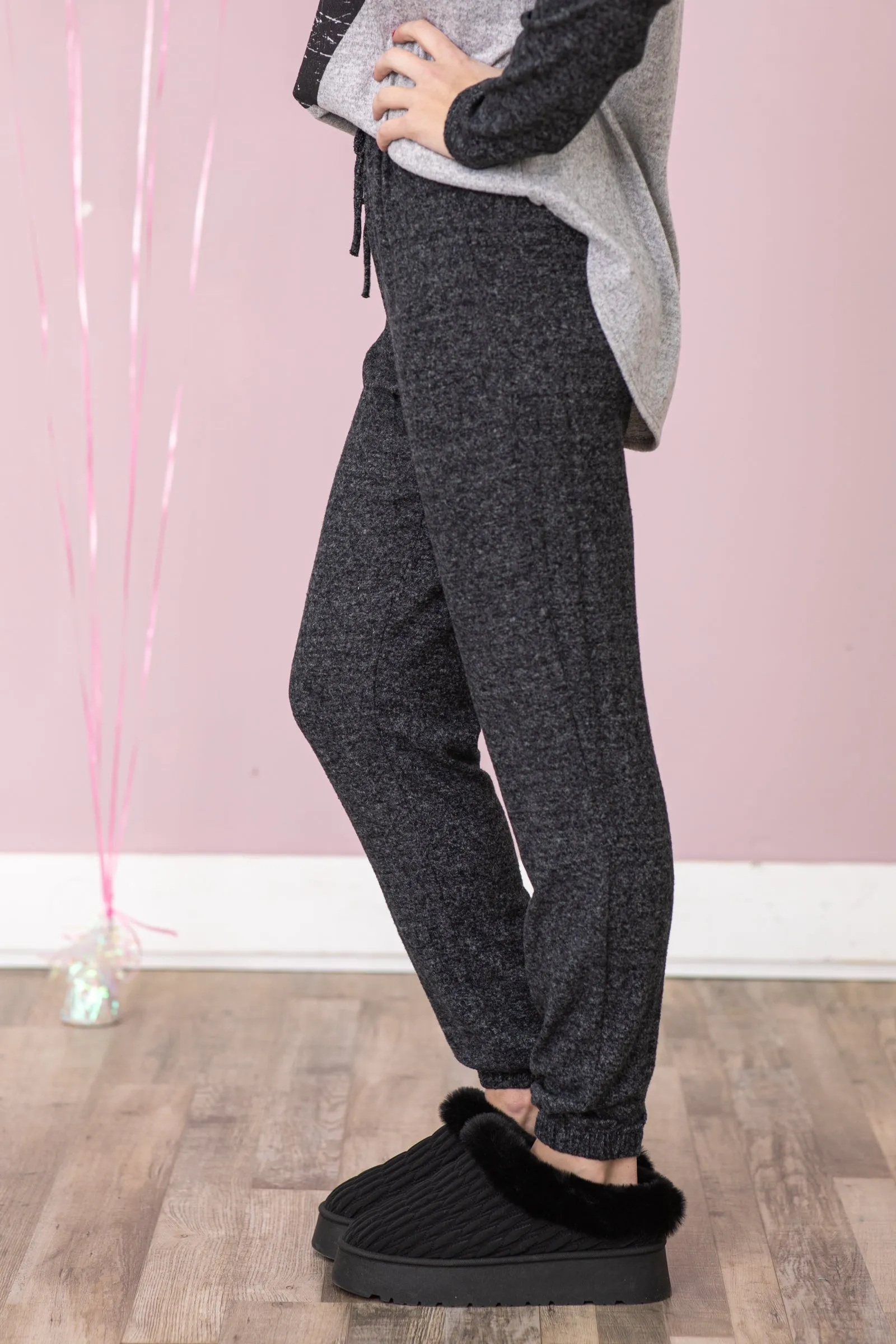 Black and Grey Heart Graphic Lounge Set
