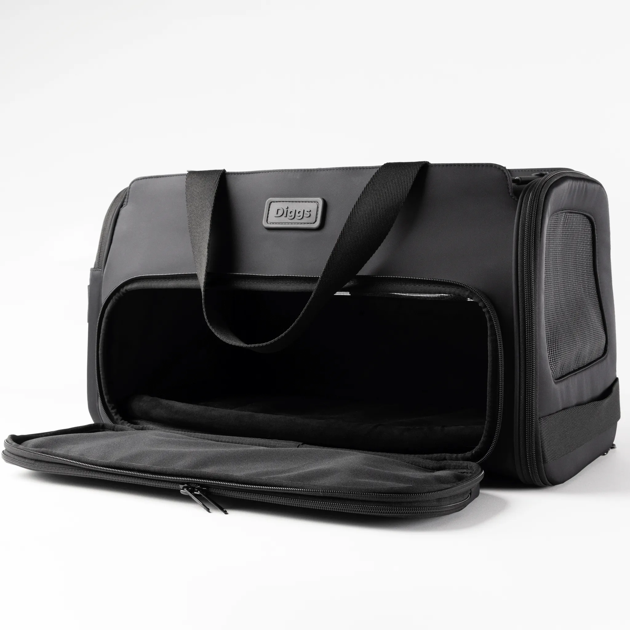 Diggs Passenger Travel Carrier - Charcoal